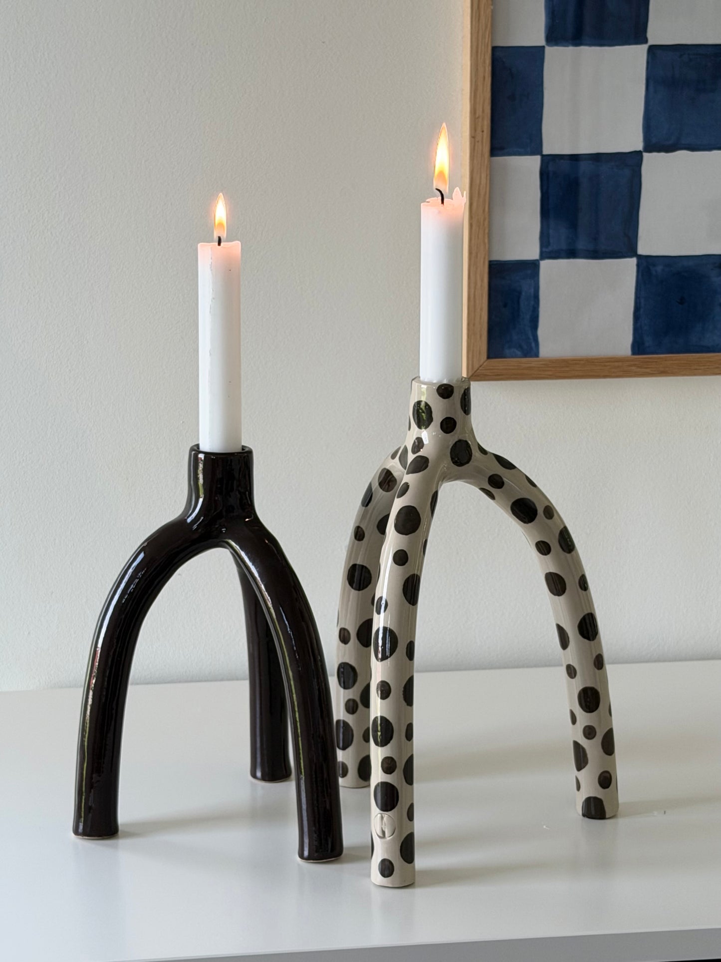 Spe med stora och små prickar brunt